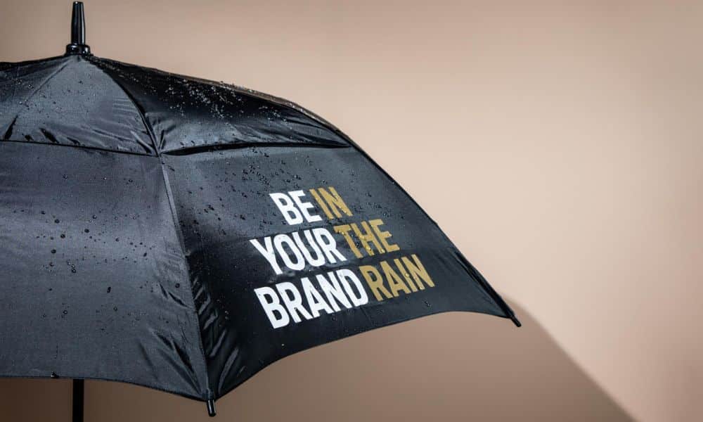 paraplyer med logo